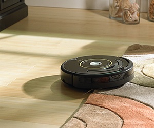 Máy hút bụi iRobot Roomba 650 xác định mục tiêu bằng hệ thống cảm biến