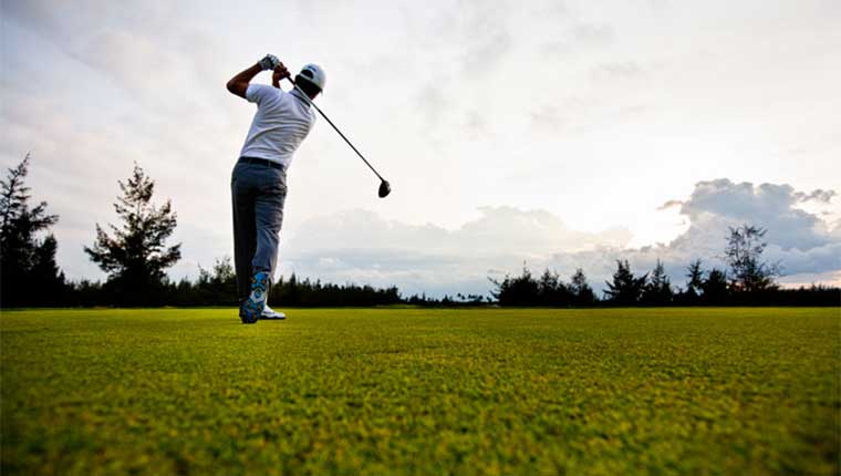 Chọn gậy chơi golf