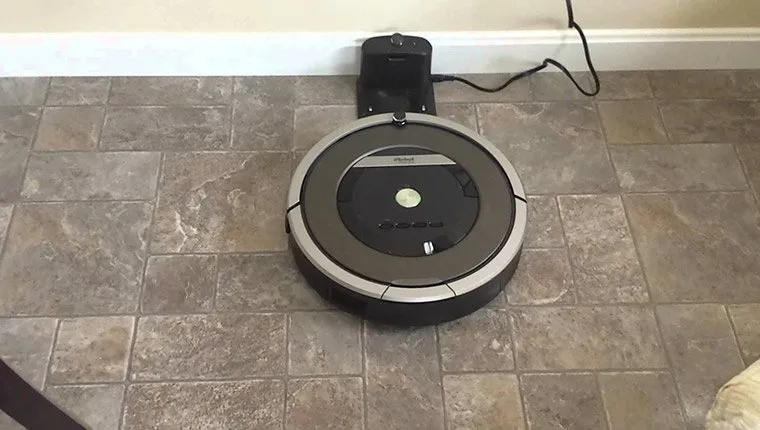iRobot Roomba 770 máy hút bụi tuyệt vời