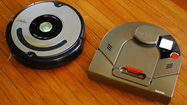 So sánh robot hút bụi Neato và Roomba