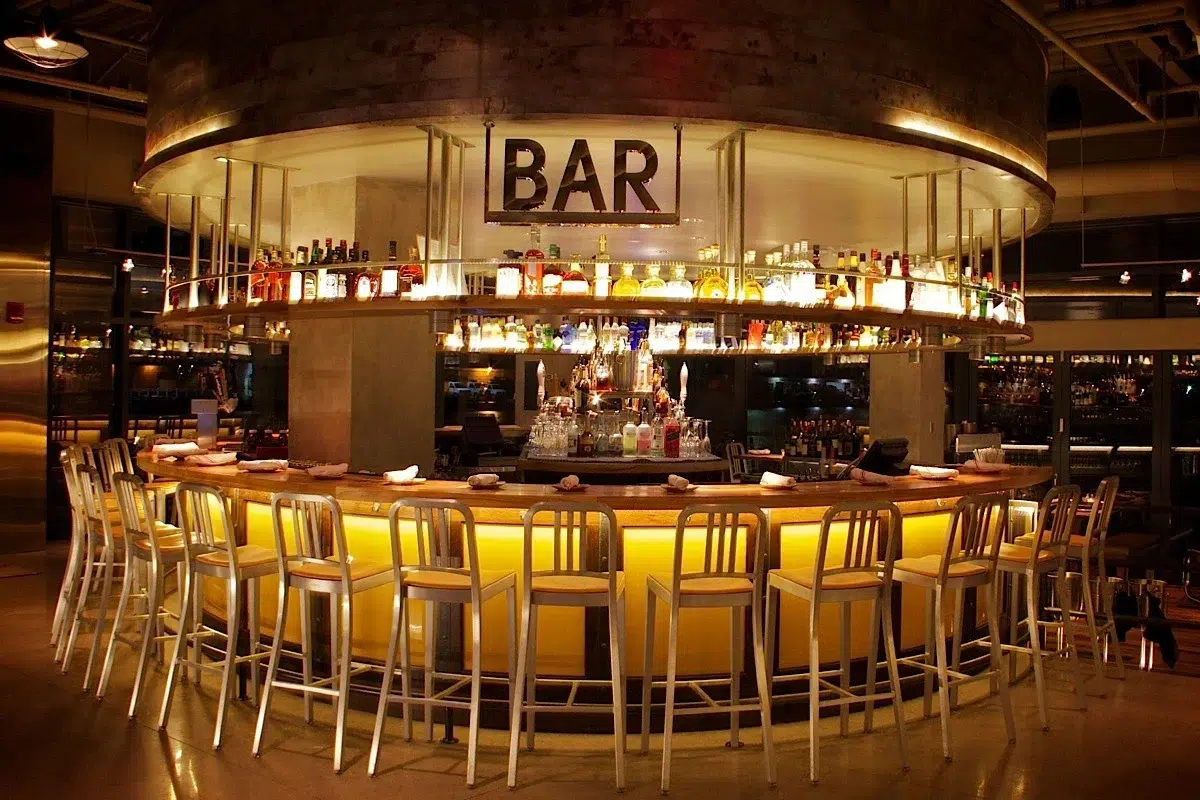 Quầy Bar