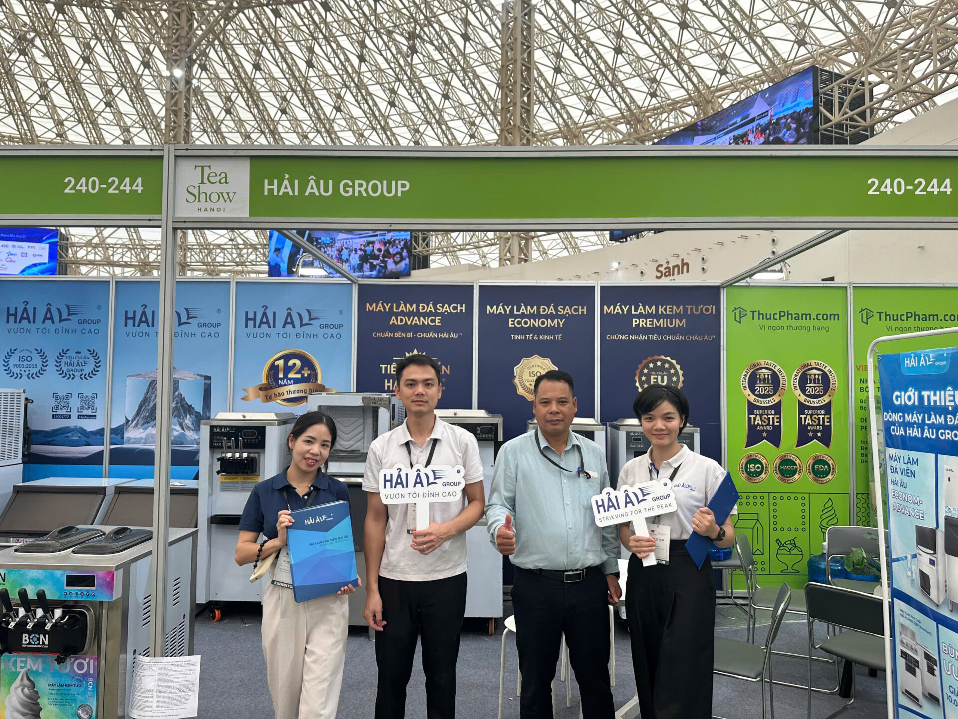Team Haiaugroup Cafe Show 2025