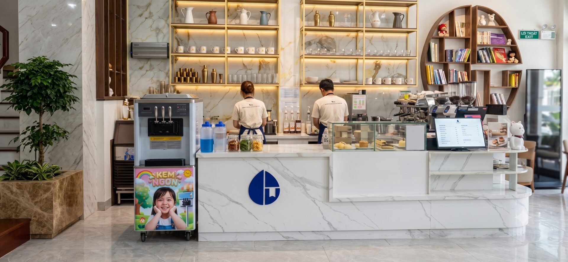Máy làm kem tươi Hak 323L